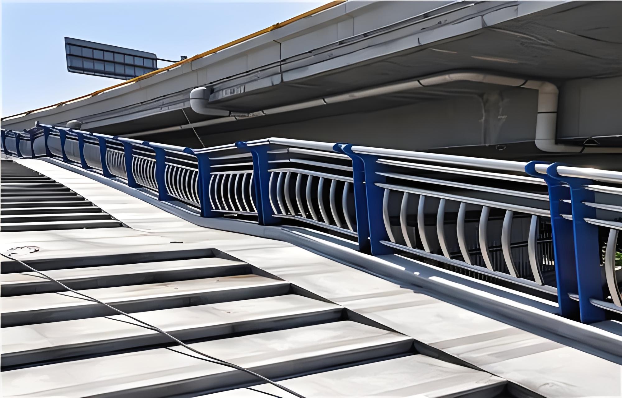佳木斯不锈钢桥梁护栏维护方案：确保安全，延长使用寿命